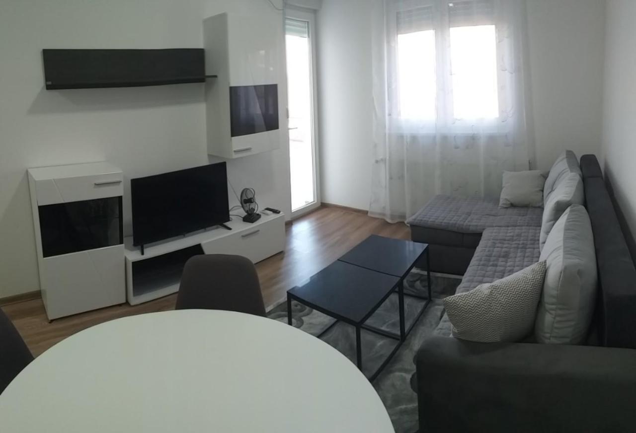 Renome Apartmani Баня-Ковиляча Екстер'єр фото
