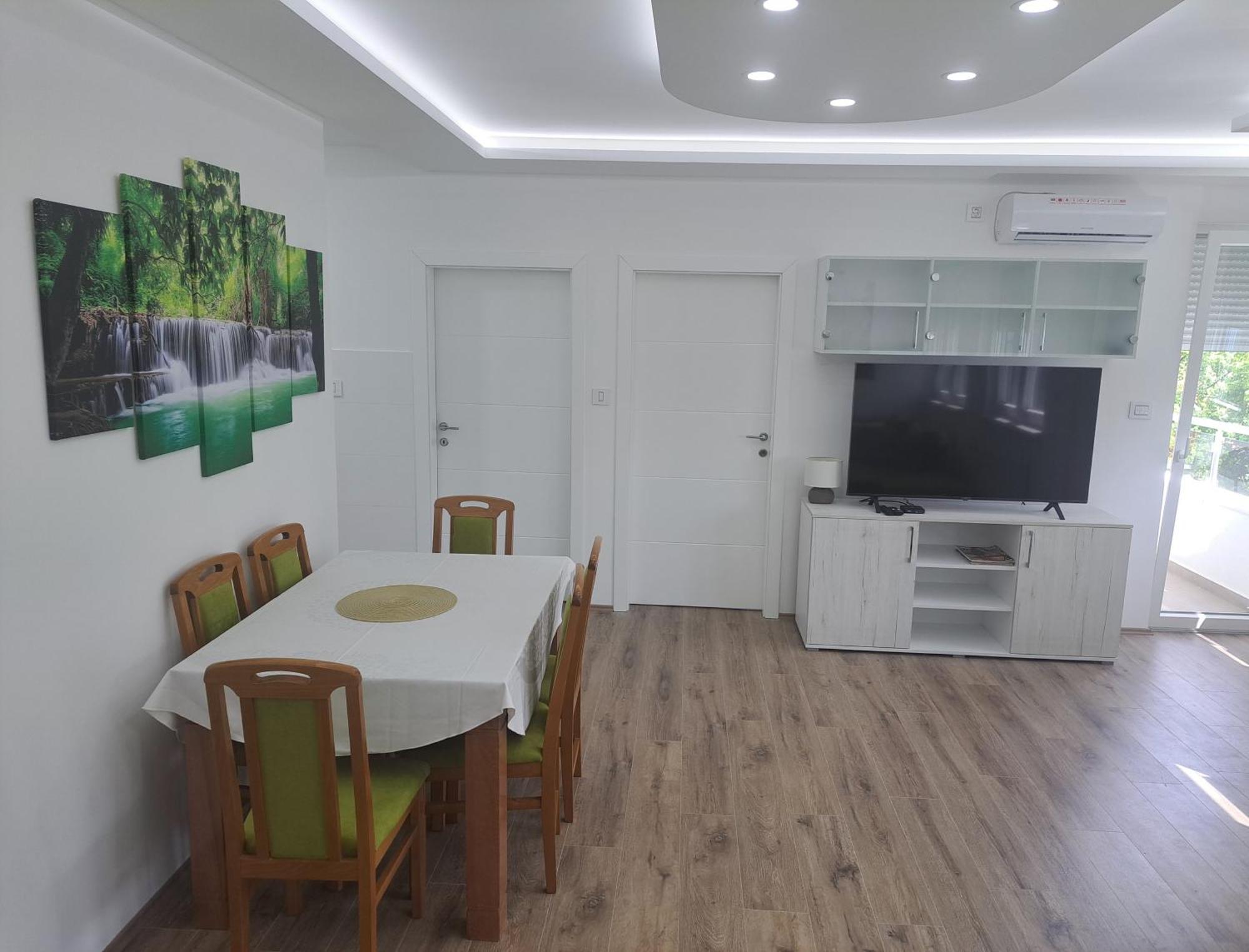 Renome Apartmani Баня-Ковиляча Екстер'єр фото