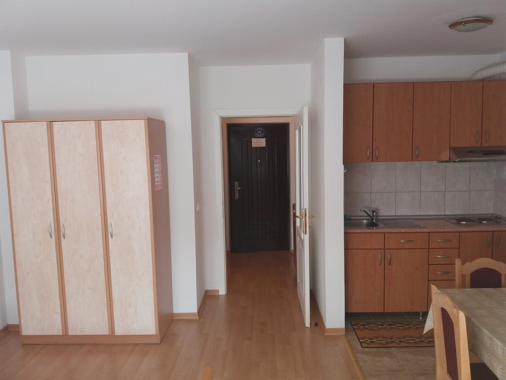Renome Apartmani Баня-Ковиляча Екстер'єр фото